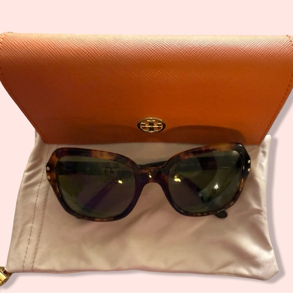 Tory‎ Burch Tortoise Sunglasses with Orange Case